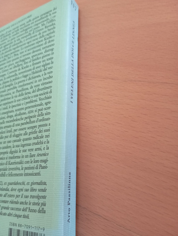 I veleni della dolce Linnea, Arto Paasilinna, Iperborea, 2006