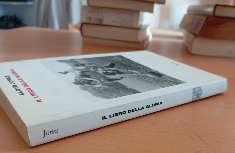 Il libro della gloria, LLoyd Jones, Einaudi, 2009 | Immagine Gallery 2