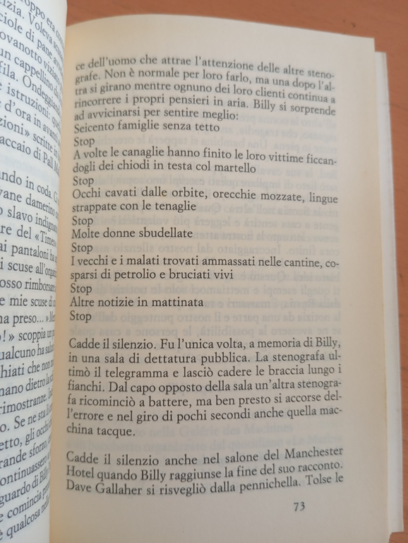 Il libro della gloria, LLoyd Jones, Einaudi, 2009 | Immagine Gallery 8