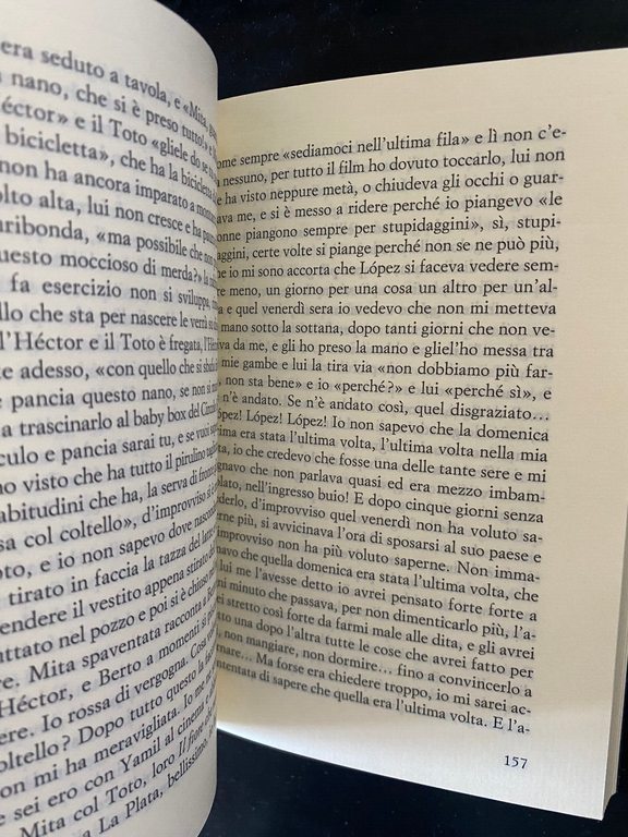 Il tradimento di Rita Hayworth, Manuel Puig, Sellerio, 2005