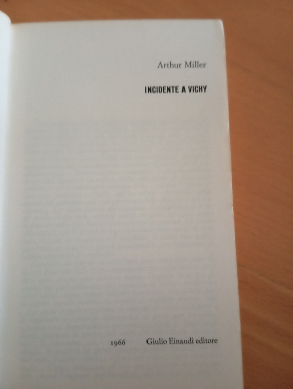 Incidente a Vichy, Arthur Miller, Einaudi Teatro, 1966