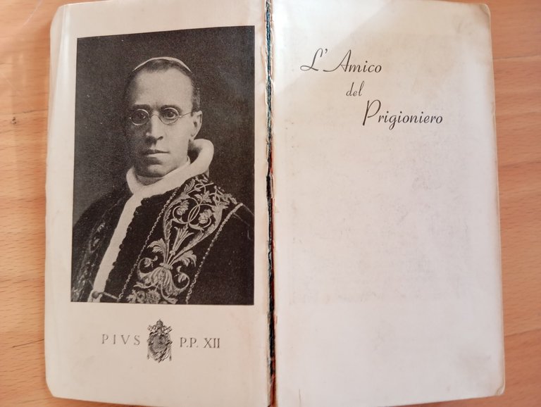 L'amico del prigioniero, Sydney, 1943, libro peghiere militare | Immagine Gallery 5