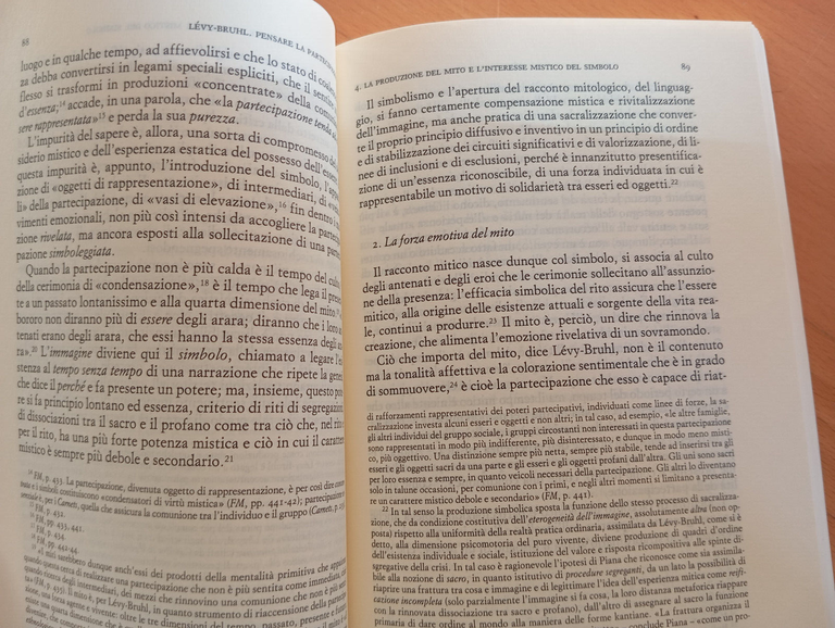L'arcaico e l'attuale Lévy-Bruhl Mauss Foucault, Mariapaola Fimiani, 2000