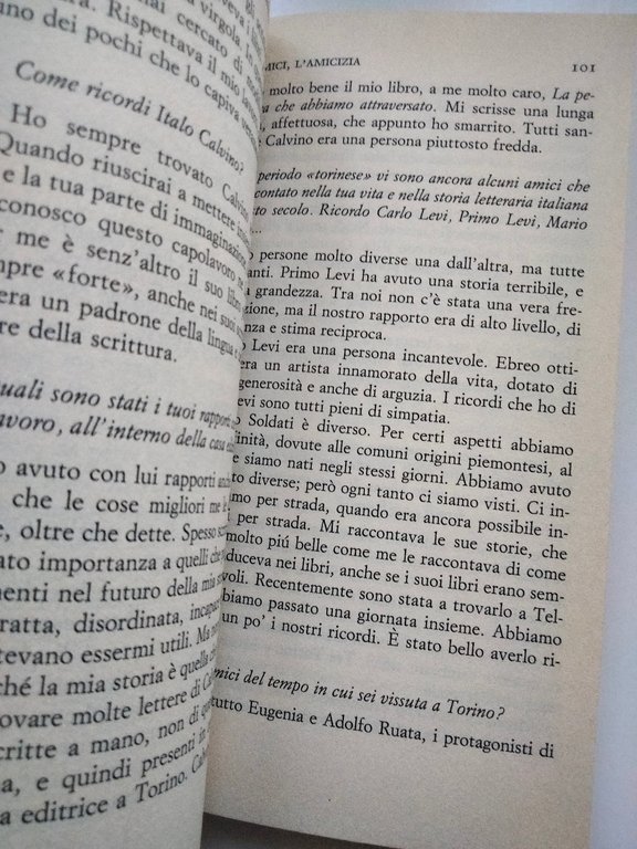L'eterno presente. Conversazione con Antonio Ria, Lalla Romano, Einaudi, 1998