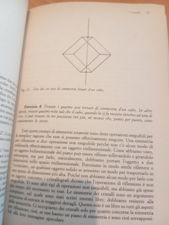 L'universo ambidestro, Martin Gardner, Zanichelli, 1984