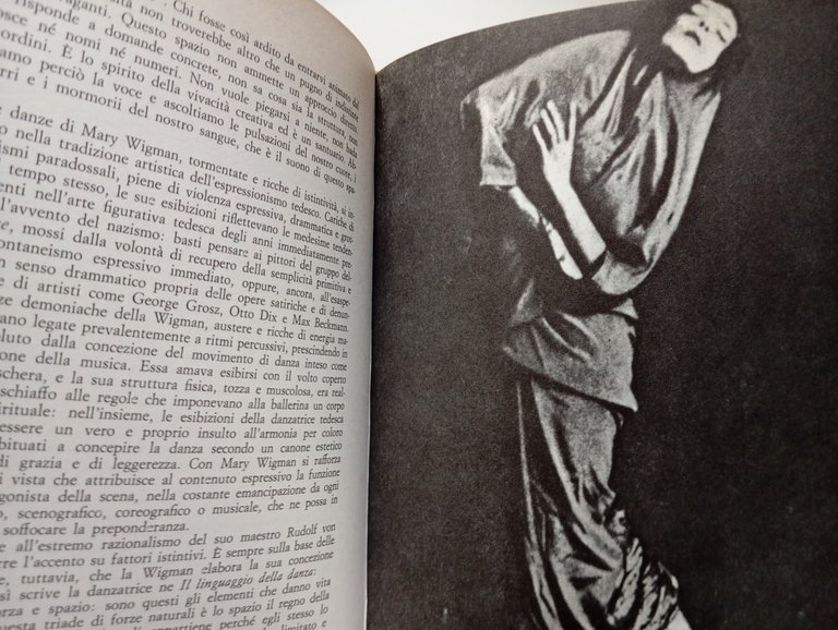 La danza moderna. Da Isadora Duncan a Maurice Bejart, L. …