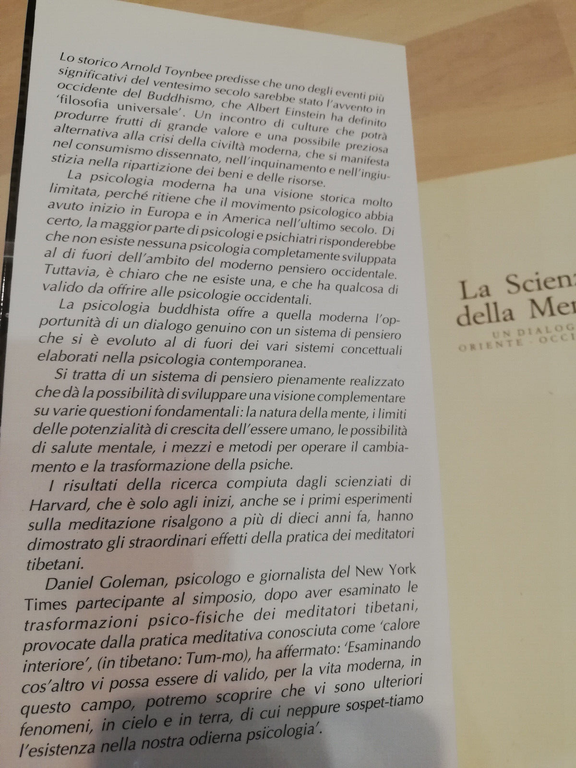 La scienza della mente. Un dialogo oriente-occidente, Dalai Lama, 1993