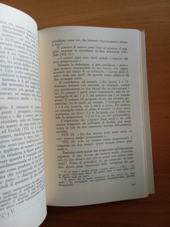 La simmetria, Evandro Agazzi (a cura), Il Mulino, 1973 | Immagine Gallery 8