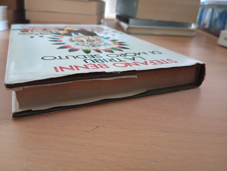 La tribù di Moro Seduto, Stefano Benni, Mondadori, 1977 | Immagine Gallery 3