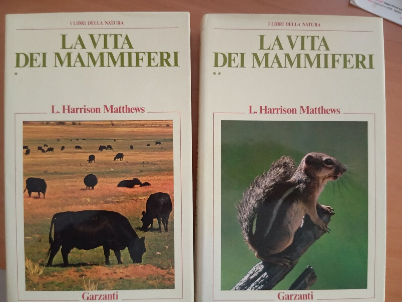 La vita dei mammiferi, due volumi, L. Harrison Matthews, Garzanti, …