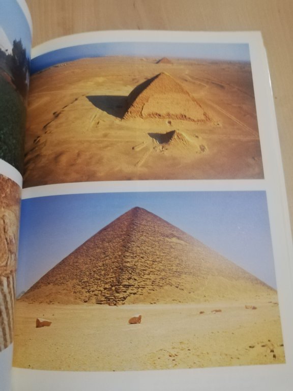 Le montagne dei faraoni, Zahi Hawass, 2007, Einaudi