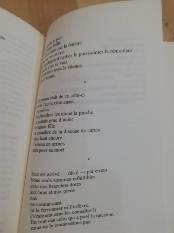 Le mur dans le miroir, Yannis Ritsos, Gallimard, 2001, en …