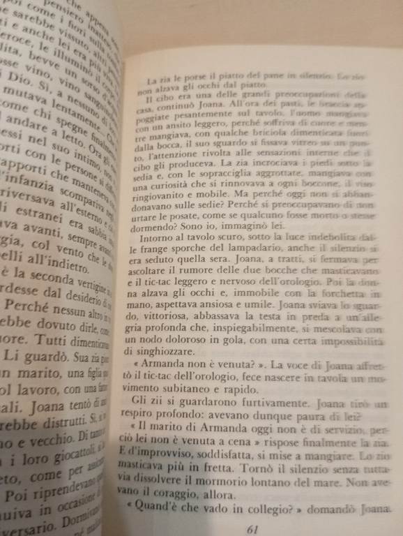 Lotto 2 libri di Clarice Lispector, Legami familiari, Vicino al …