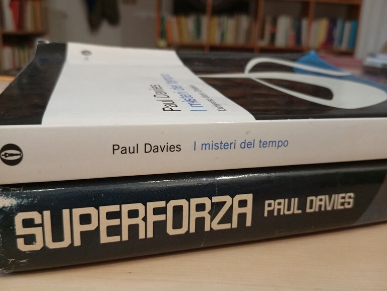 Lotto 2 libri di divulgazione fisica Paul Davies Superforza, Misteri …