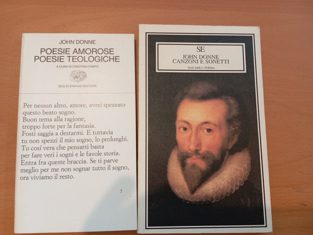 Lotto 2 libri di John Donne, Poesie amorose, canzoni e …