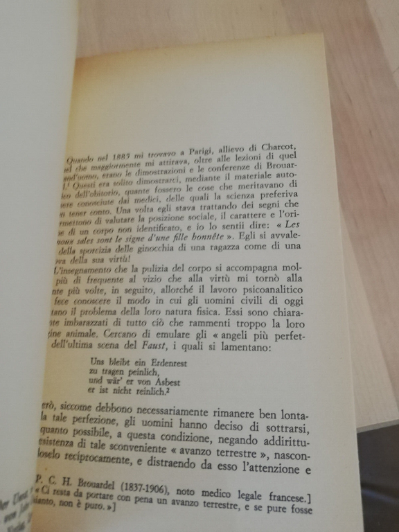 Lotto 3 libri di Sigmund Freud, Motto di spirito, Mos, …