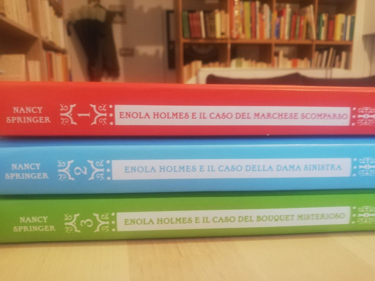 Lotto 3 libri Enola Holmes Marchese scomparso, dama sinistra, bouquet …