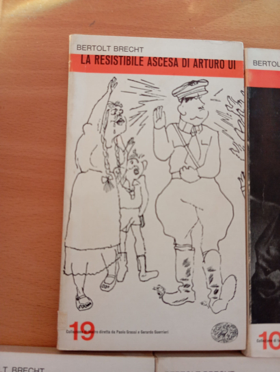 Lotto 5 libri Brecht Einaudi teatro, Galileo Madre courage Arturo …