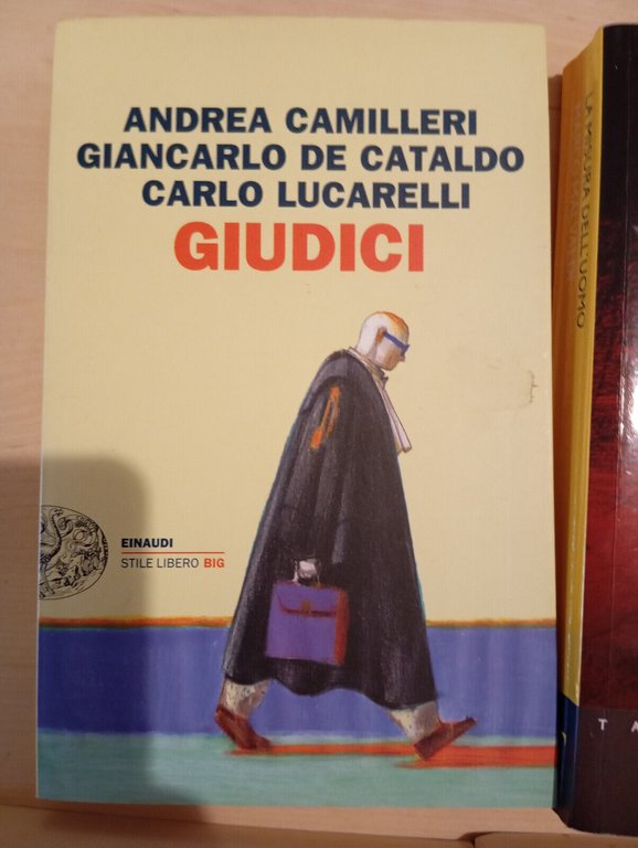 Lotto 6 libri gialli e noir De Giovanni, Lucarelli, Malvaldi, …