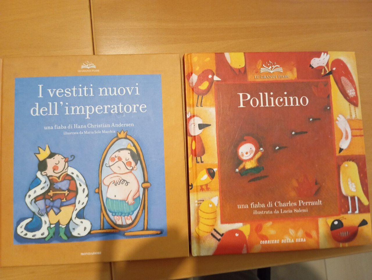 Lotto due libri Le Grandi fiabe, Vestiti nuovi imperatore, Pollicino …