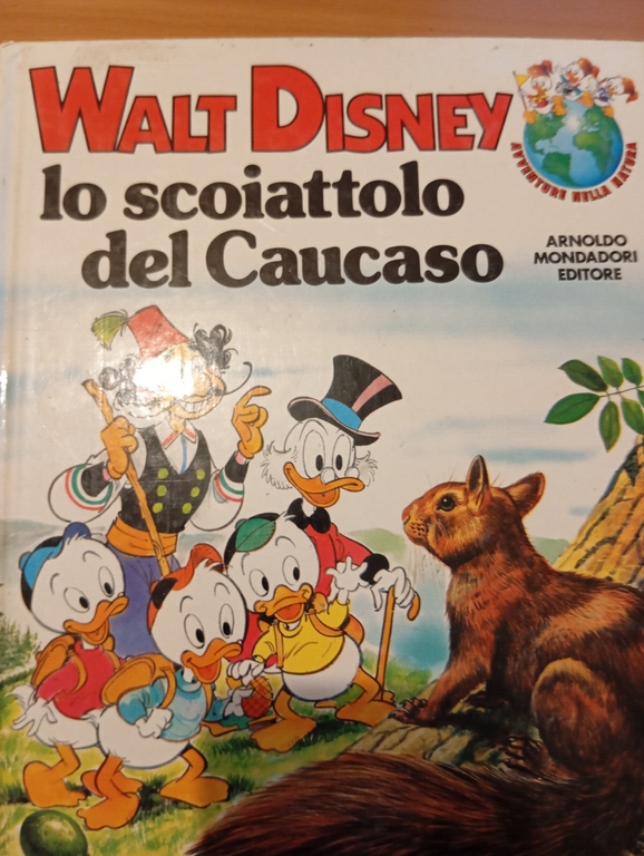 Lotto tre libri Walt Disney Viaggio dei salmoni, Panda Bambù, …