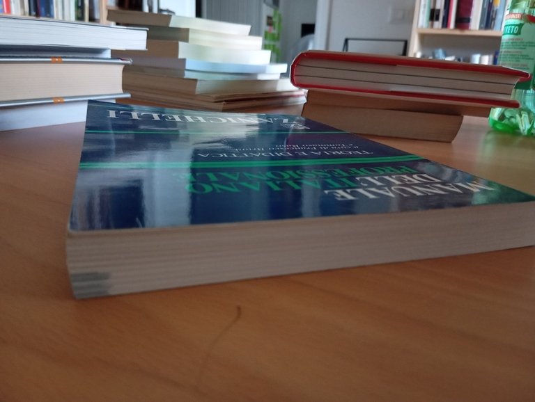 Manuale dell'Italiano professionale, teoria e didattica, F. Bruni T. Raso, …