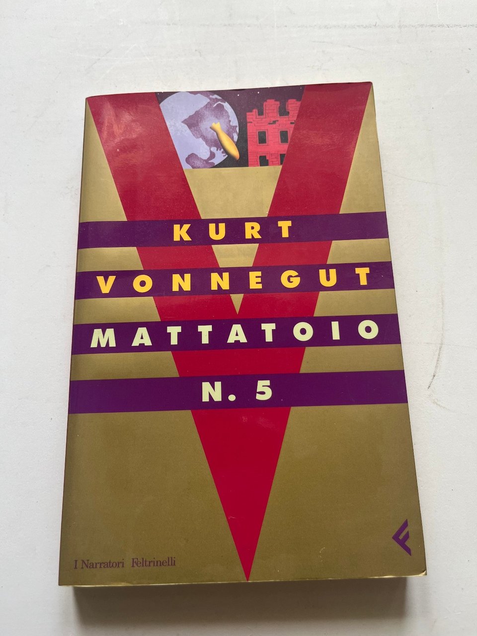 Mattatoio n. 5 Kurt Vonnegut, Feltrinelli, 2004 | Immagine principale