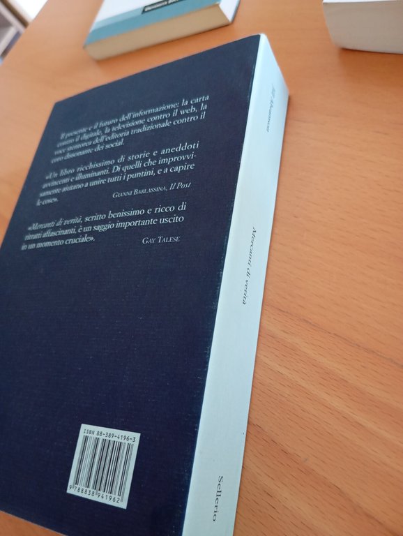 Mercanti di verità. La grande guerra dell'informazione, Abramson, Sellerio 2021