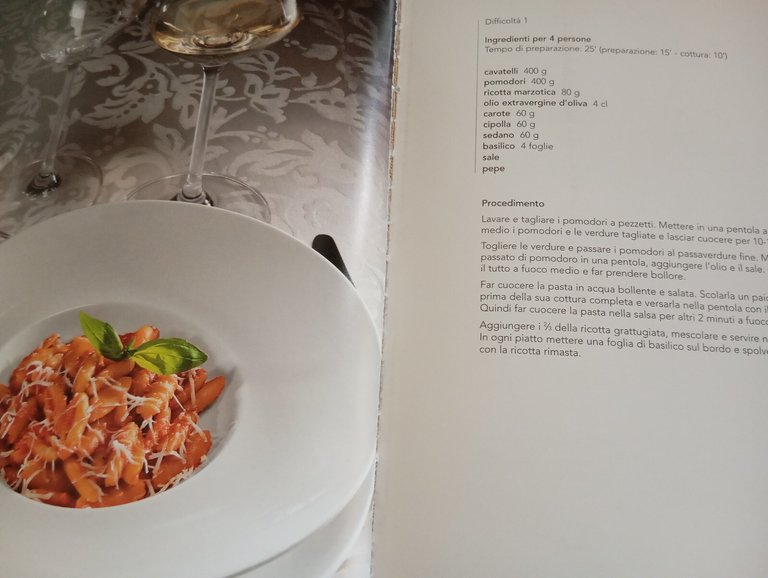 Pasta! Accademia Barilla, Massimo Bottura - Scott Conant, WhiteStar, 2010