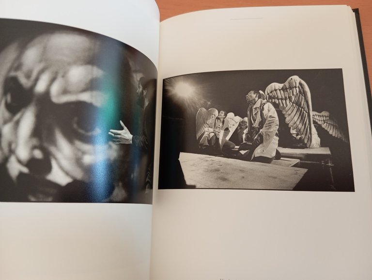 Per le antiche vie. La giornata libera di un fotografo, …