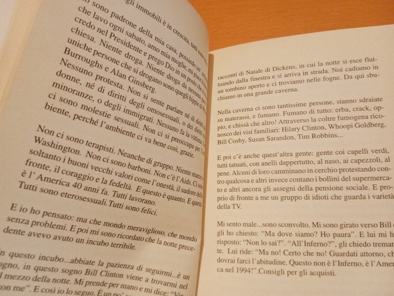 Piantando chiodi nel pavimento con la fronte, E. Bogosian, Costa …