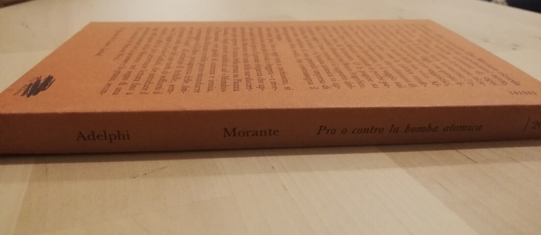 Pro o contro la bomba atomica, Elsa Morante, Adelphi