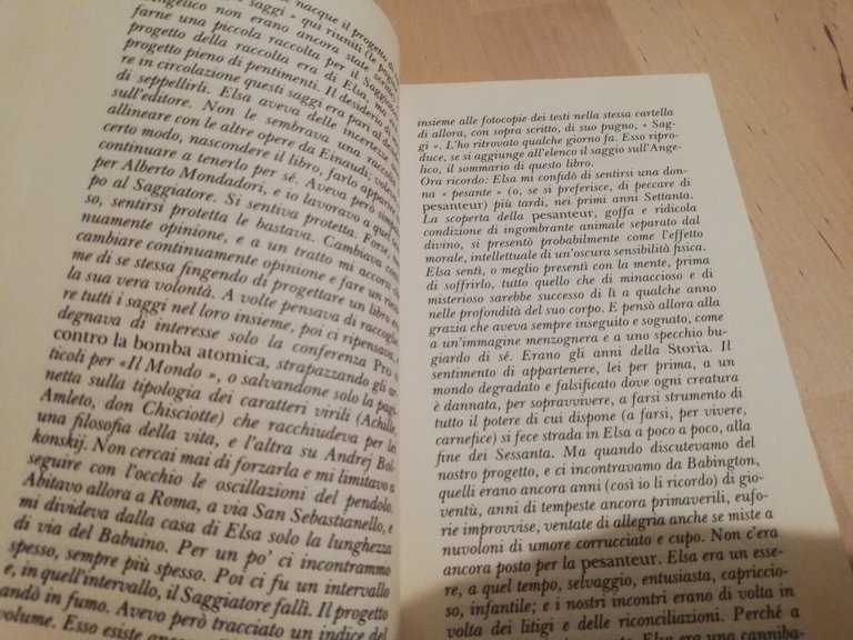 Pro o contro la bomba atomica, Elsa Morante, Adelphi