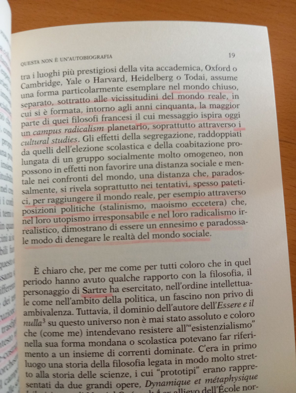 Questa non è un'autobiografia, Pierre Bourdieu, Feltrinelli, 2004, sottolineato | Immagine Gallery 10