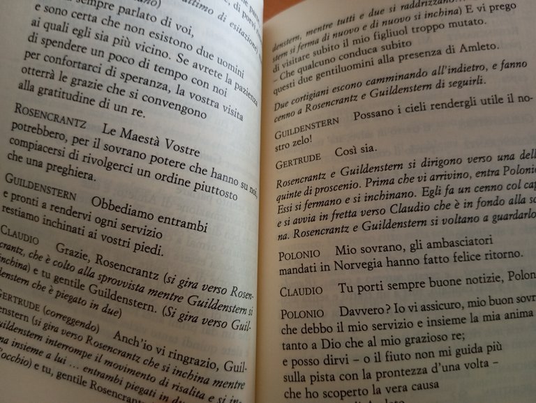 Rosencrantz e Guildenstern sono morti, Tom Stoppard, Sellerio, 1998