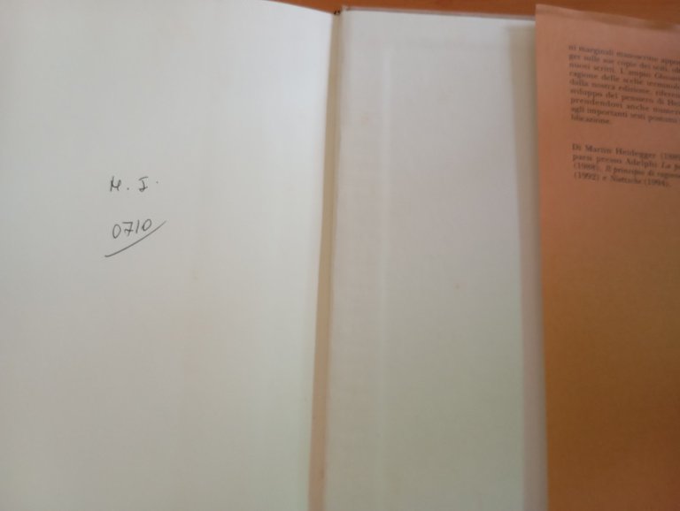 Segnavia, Martin Heidegger, Adelphi, 1994 | Immagine Gallery 11