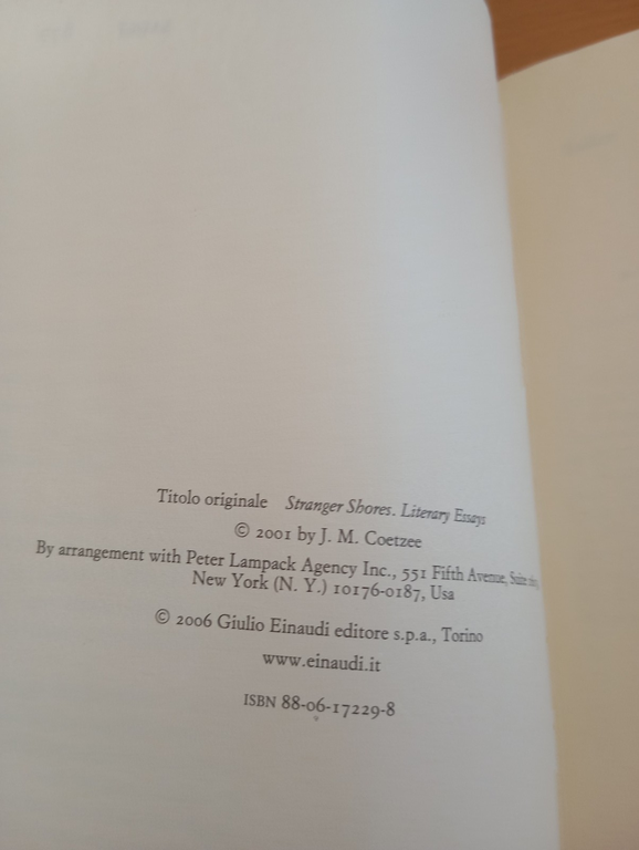 Spiagge straniere. Saggi 1993-1999, J. M. Coetzee, Einaudi, 2006 | Immagine Gallery 6