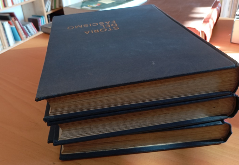 Storia del fascismo, 3 volumi, Enzo Biagi, SADEA, 1964 | Immagine Gallery 3