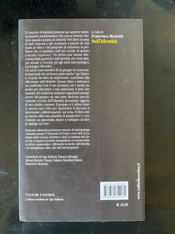 Sull'identità, Francesco Remotti (a cura), Raffaello Cortina Editore, 2021