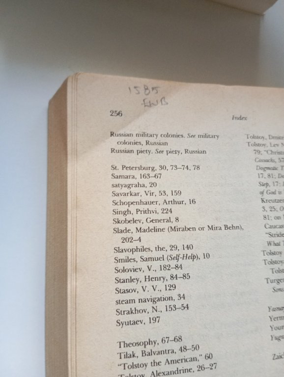 The origins of nonviolence, Martin Green, Tolstoy Gandhi, HarperCollins, 1998