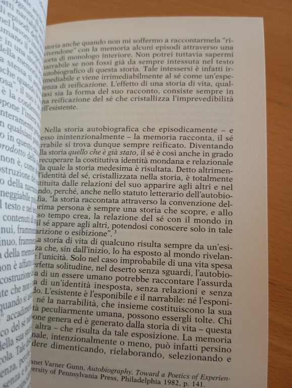 Tu che mi guardi, tu che mi racconti, Adriana Cavarero, …