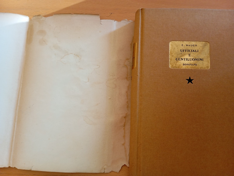 Ufficiali e gentiluomini, Evelyn Waugh, Bompiani, 1960