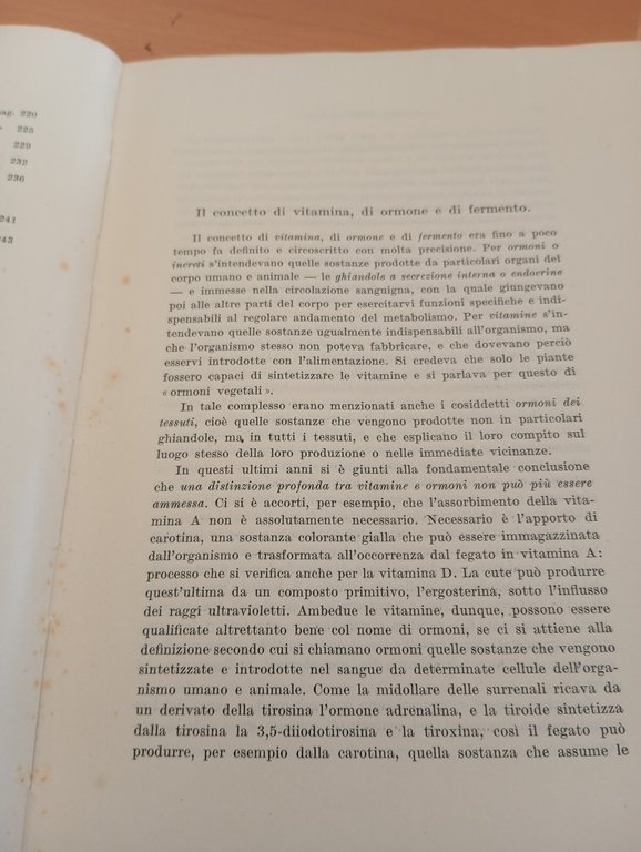 Vitamine ormoni fermenti, Rudolf Abderhalden, Aldo Martello, 1948 | Immagine Gallery 21