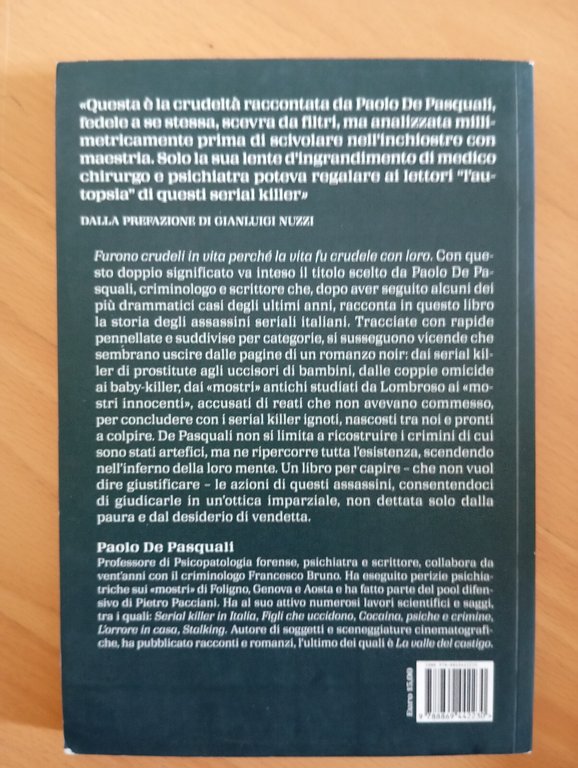 Vite crudeli. Storie di serial killer italiani, Paolo De Pasquali, …