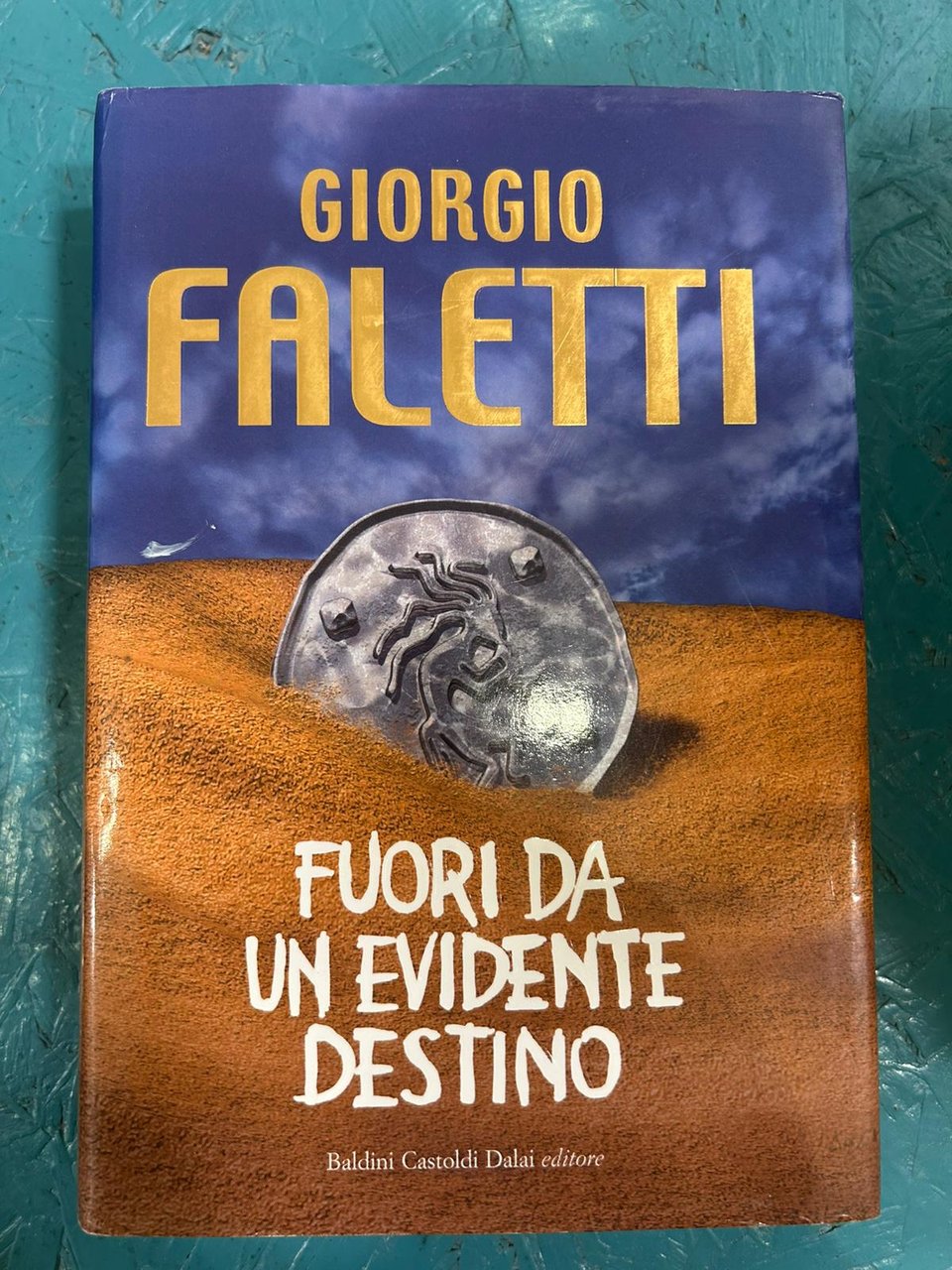 Fuori da un evidente destino