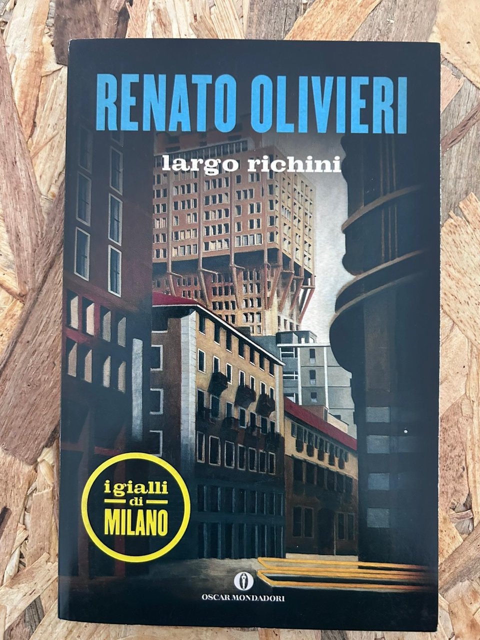 Largo Richini. I gialli di Milano | Immagine principale