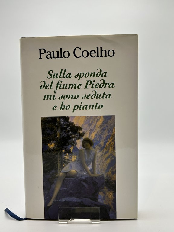 Sulla sponda del fiume Piedra mi sono seduta e ho …