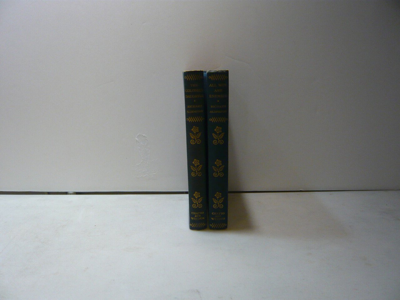 Aldington,ALL MEN ARE ENEMIES+THE COLONEL'S DAUGHTER,Londra,1934