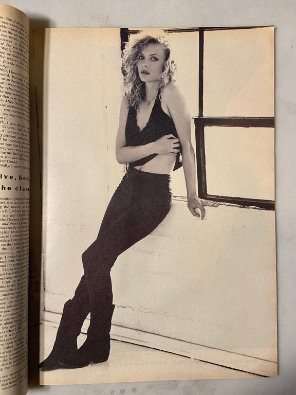 ANDY WARHOL INTERVIEW MAGAZINE,August 1988- MICHELLE PFEIFER | Immagine Gallery 5