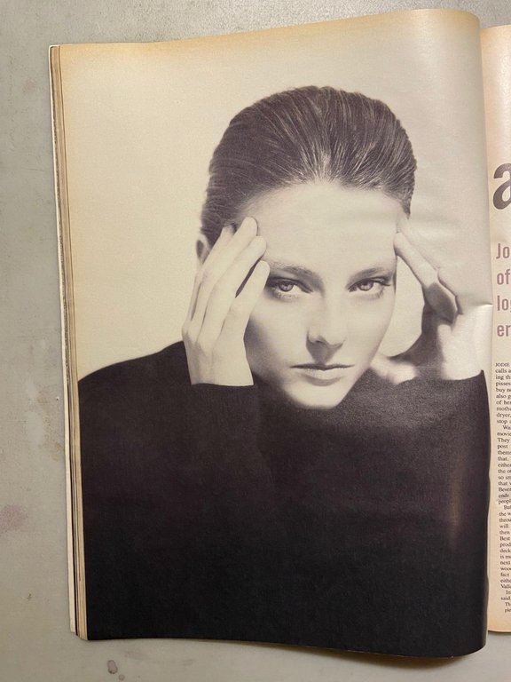 ANDY WARHOL INTERVIEW MAGAZINE,September 1989- JODIE FOSTER | Immagine Gallery 4